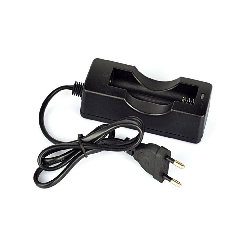 RECHARGABLE BATTERY CHARGER 18650 